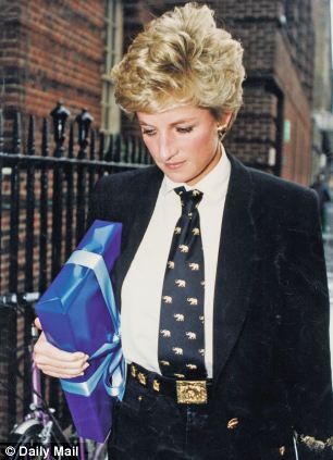 Daily Mail Article:  https://www.dailymail.co.uk/news/article-2301869/Freddie-Mercury-helped-Princess-Diana-dress-man-visit-gay-bar-Kenny-Everett.html